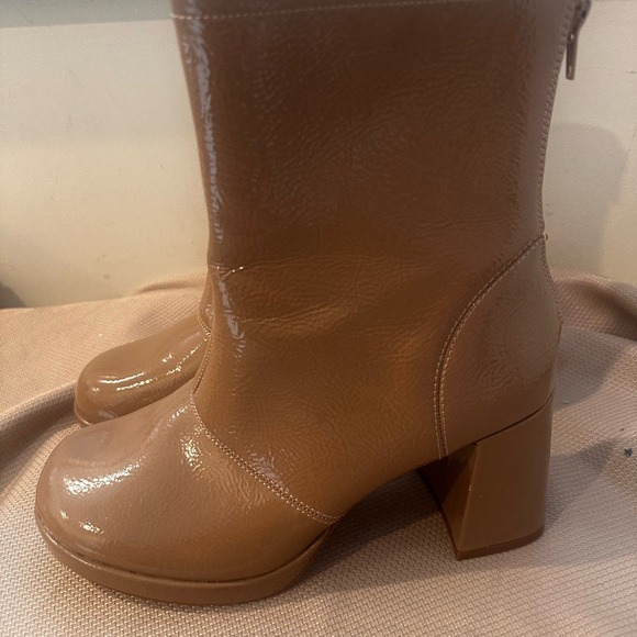 Journee Collection Shoes - Journee Collection Tan Platform Boots